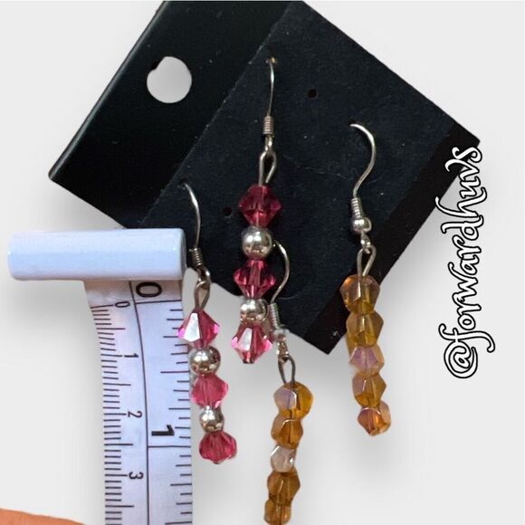 Two Pairs of NWOT Glass Bead Dangle Earrings on Silver Tone Hooks - Picture 5 of 7